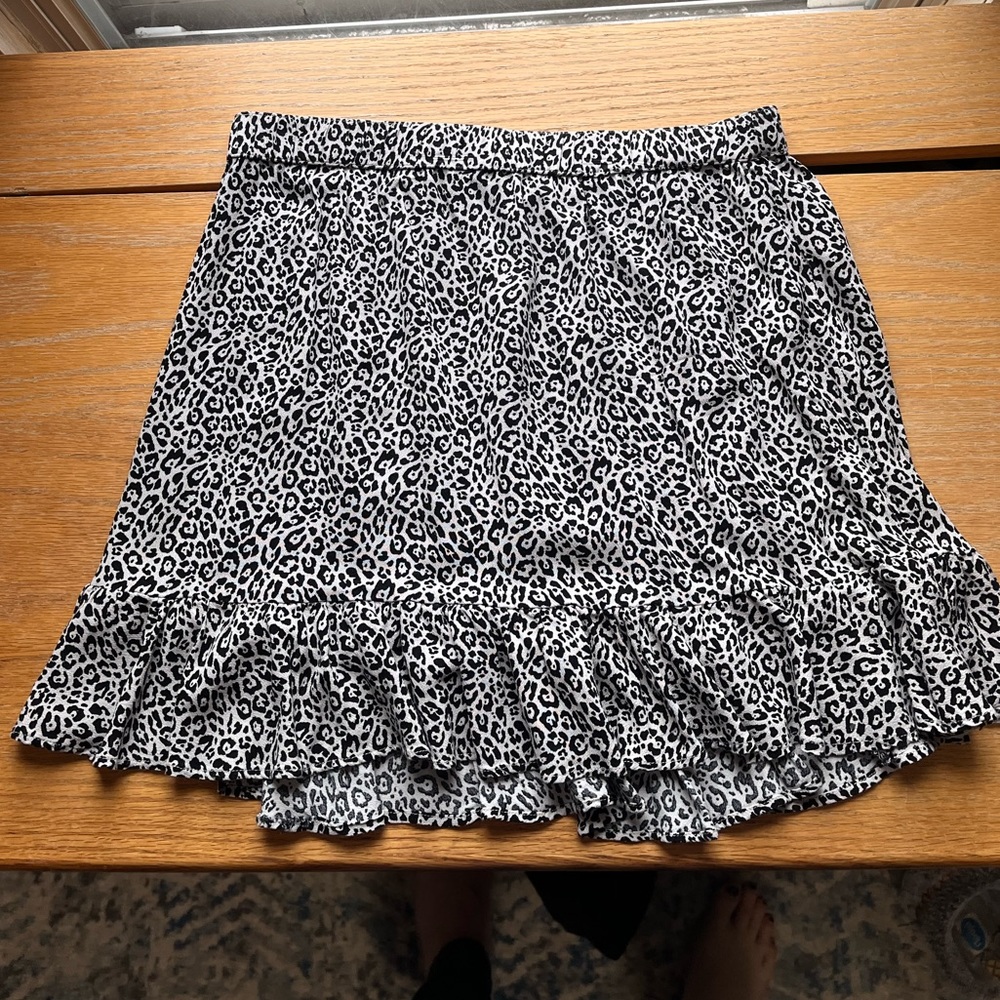 American Eagle Leopard Miniskirt